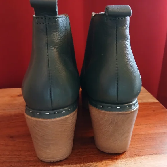 Calou Stockholm Doris Women's Green Leather Ankle Boots - Picture 4 of 7